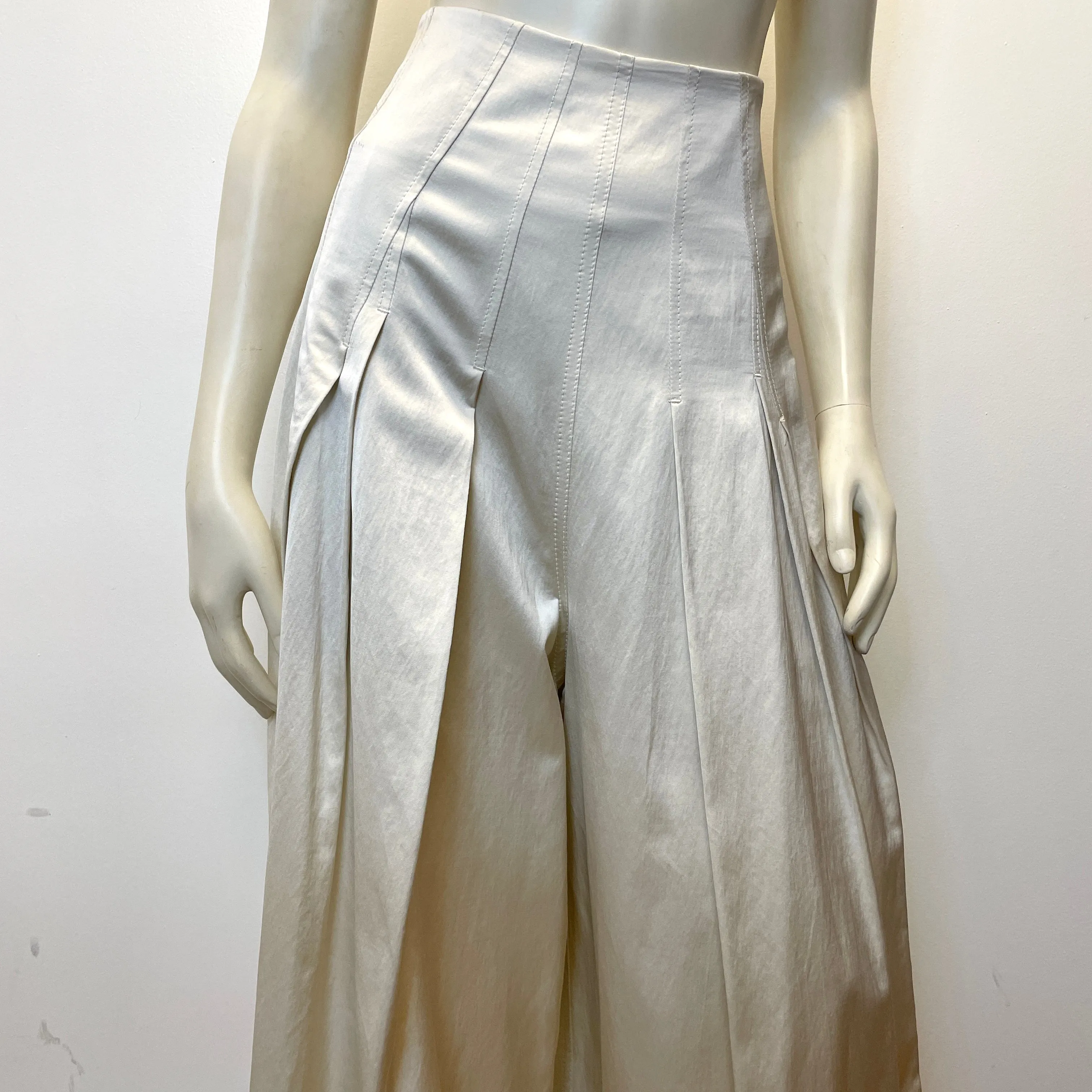 Brunello Cucinelli Vintage Designer Made in Italy Palazzo Trousers in Champagne Size 28"