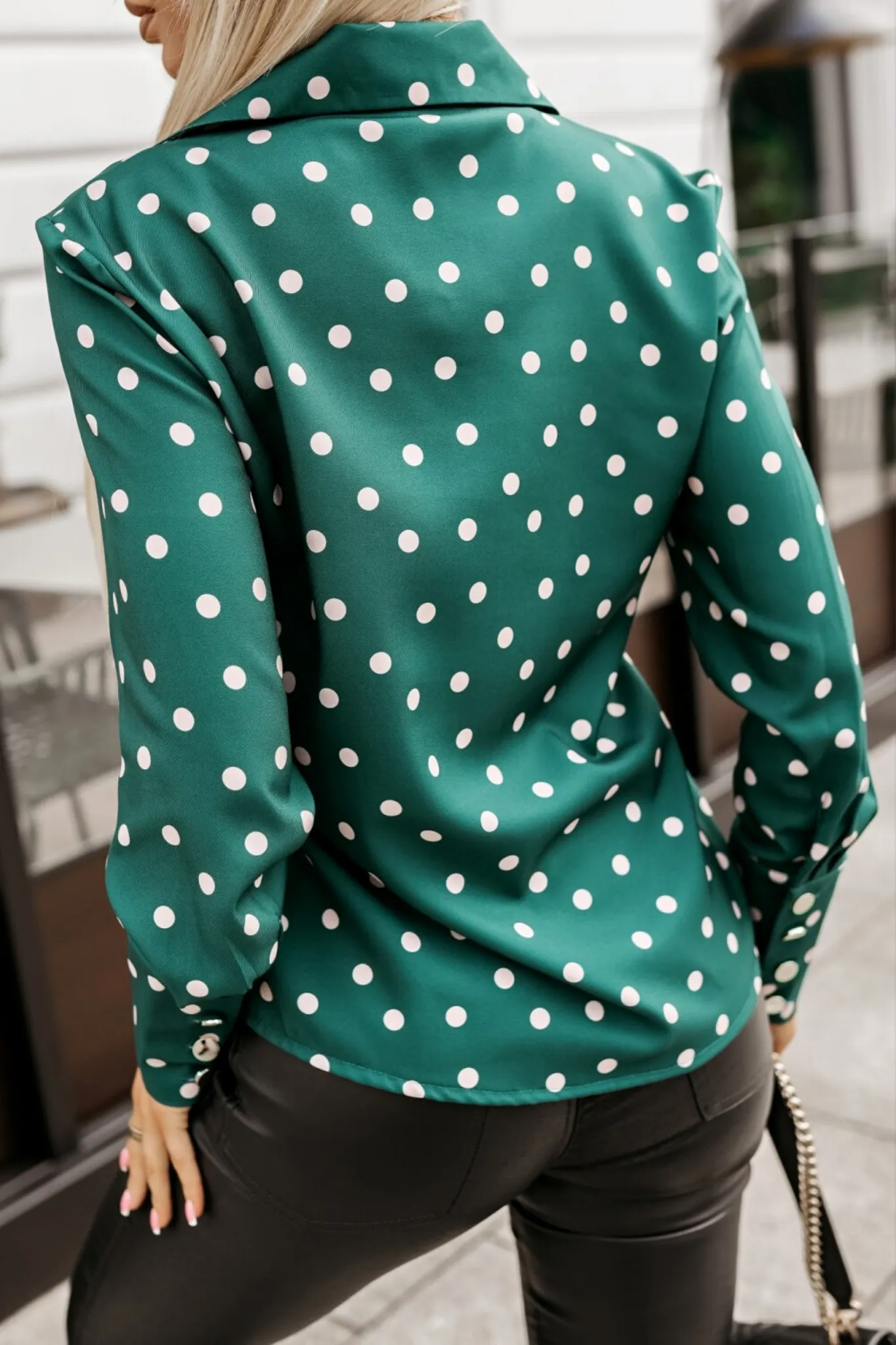 Camicia elegante verde a fantasia pois beige con bottoni dorati