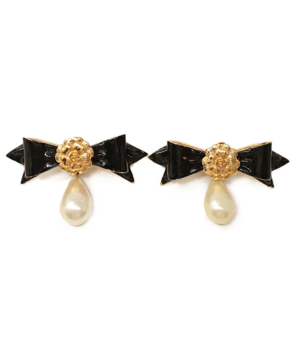 Chanel Vintage Gold & Black Pearl Shoe Clips