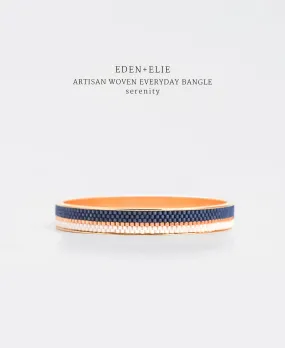 EDEN   ELIE Everyday gold narrow bangle - serenity blue