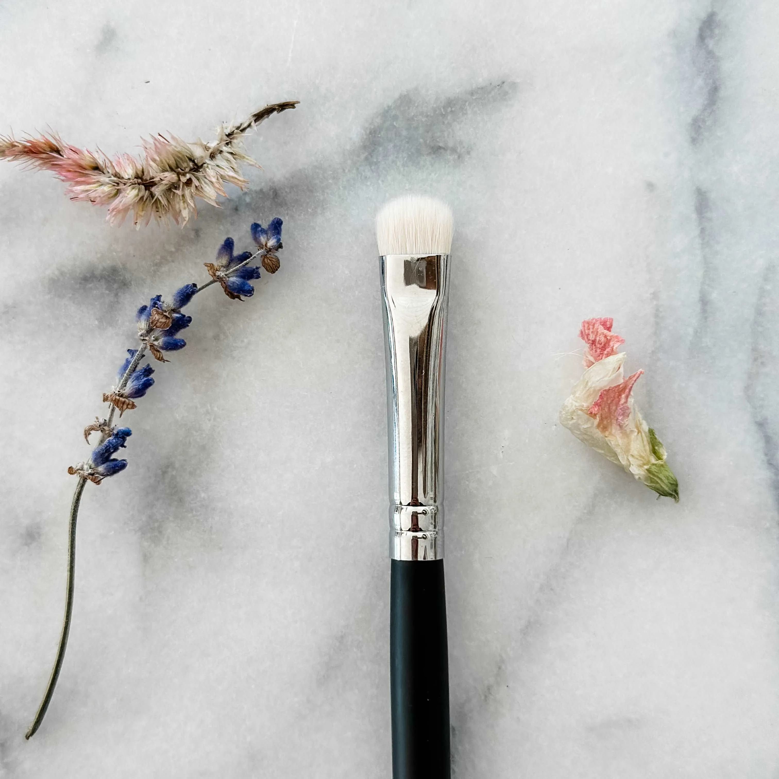 Flat Eyeshadow Brush