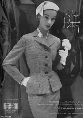 Grace - 1940s vintage suit with pencil skirt