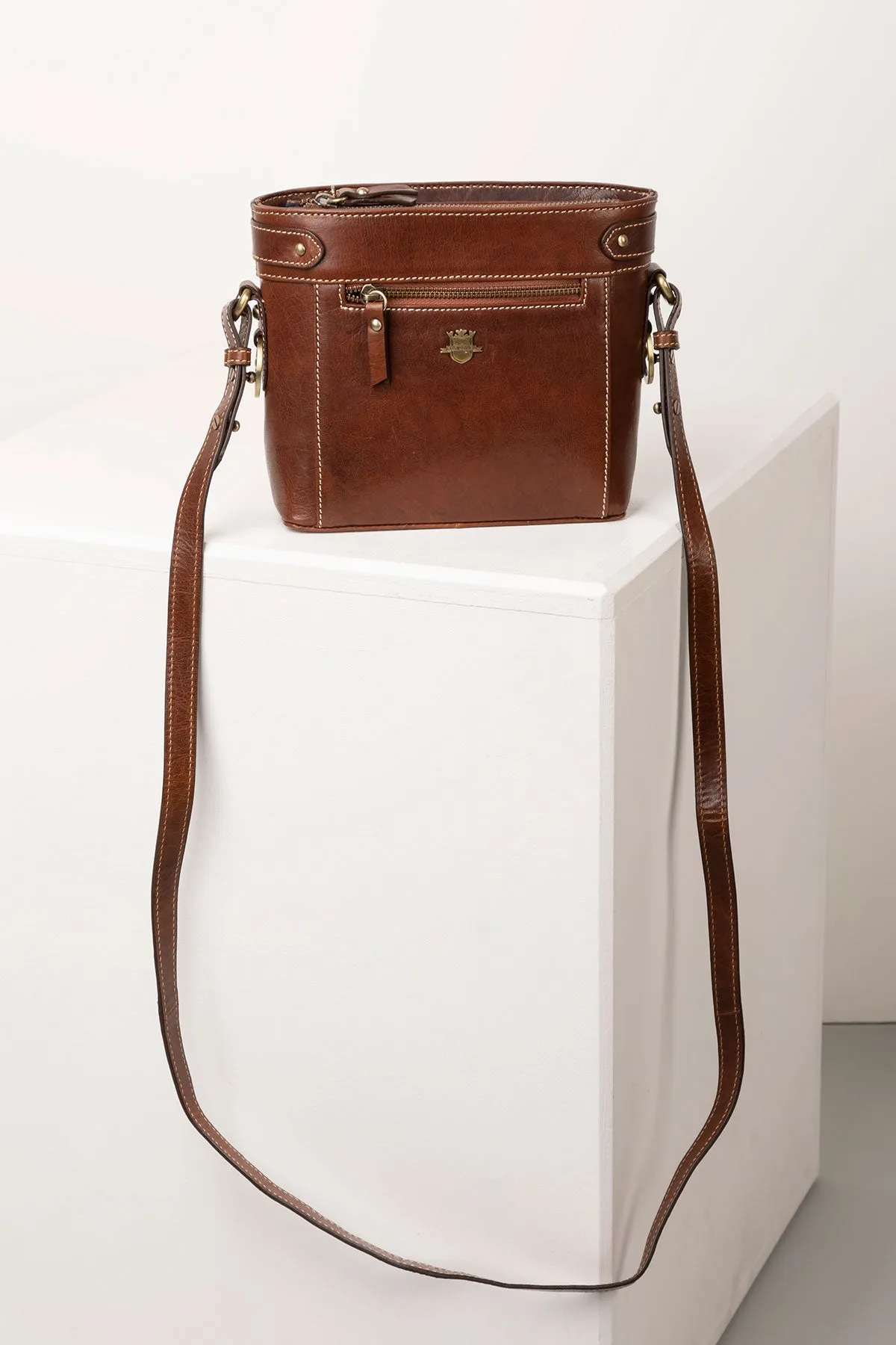 Ladies Leather Boxy Cross Body Bag - Bramham