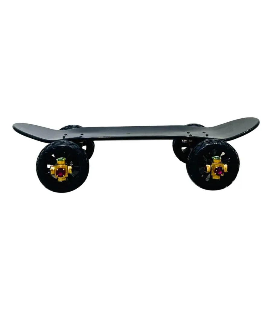 Mawi Ltd Edition Skate Board & Matching Helmets