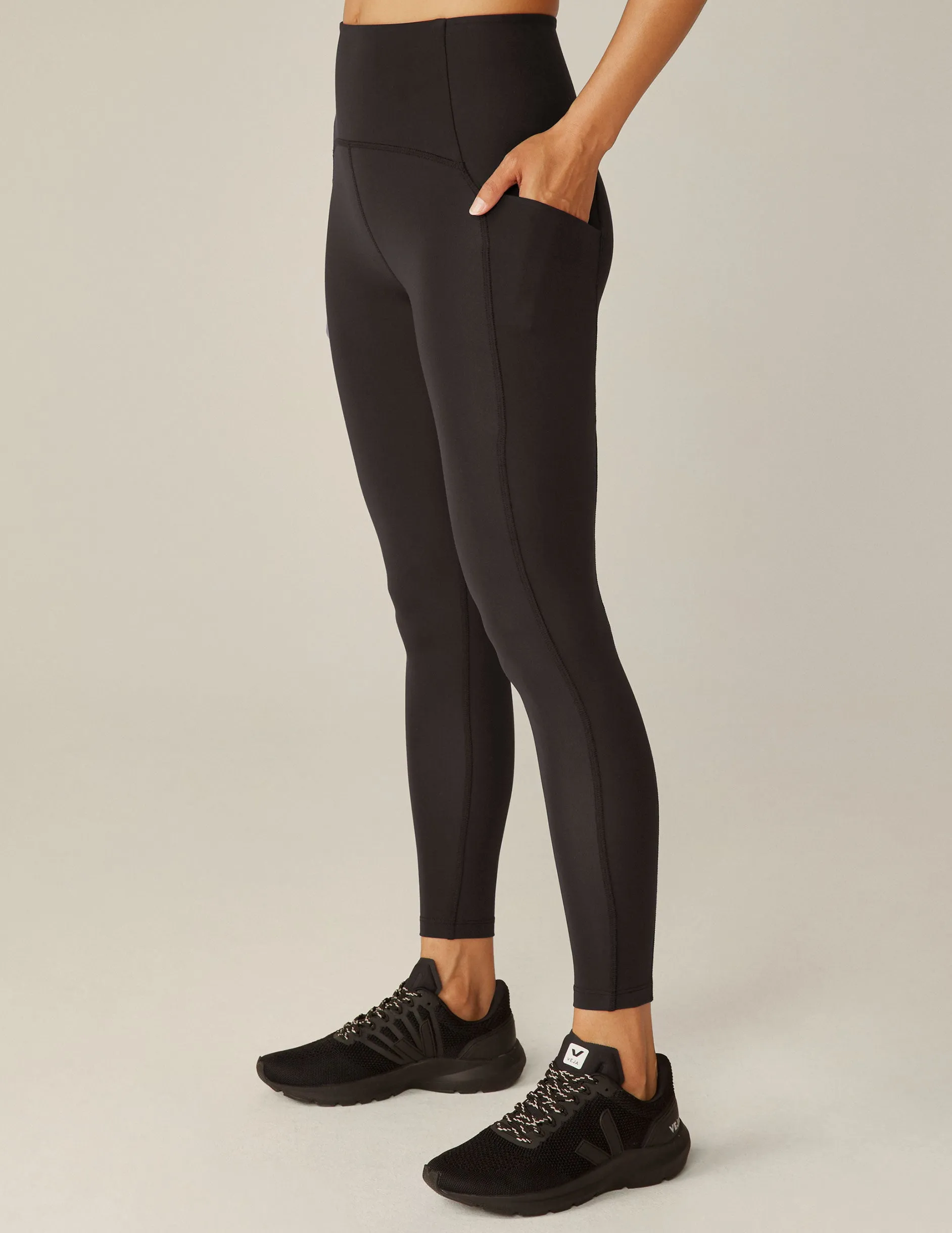 POWERBEYOND™ Strive Pocket Midi Legging 2.0