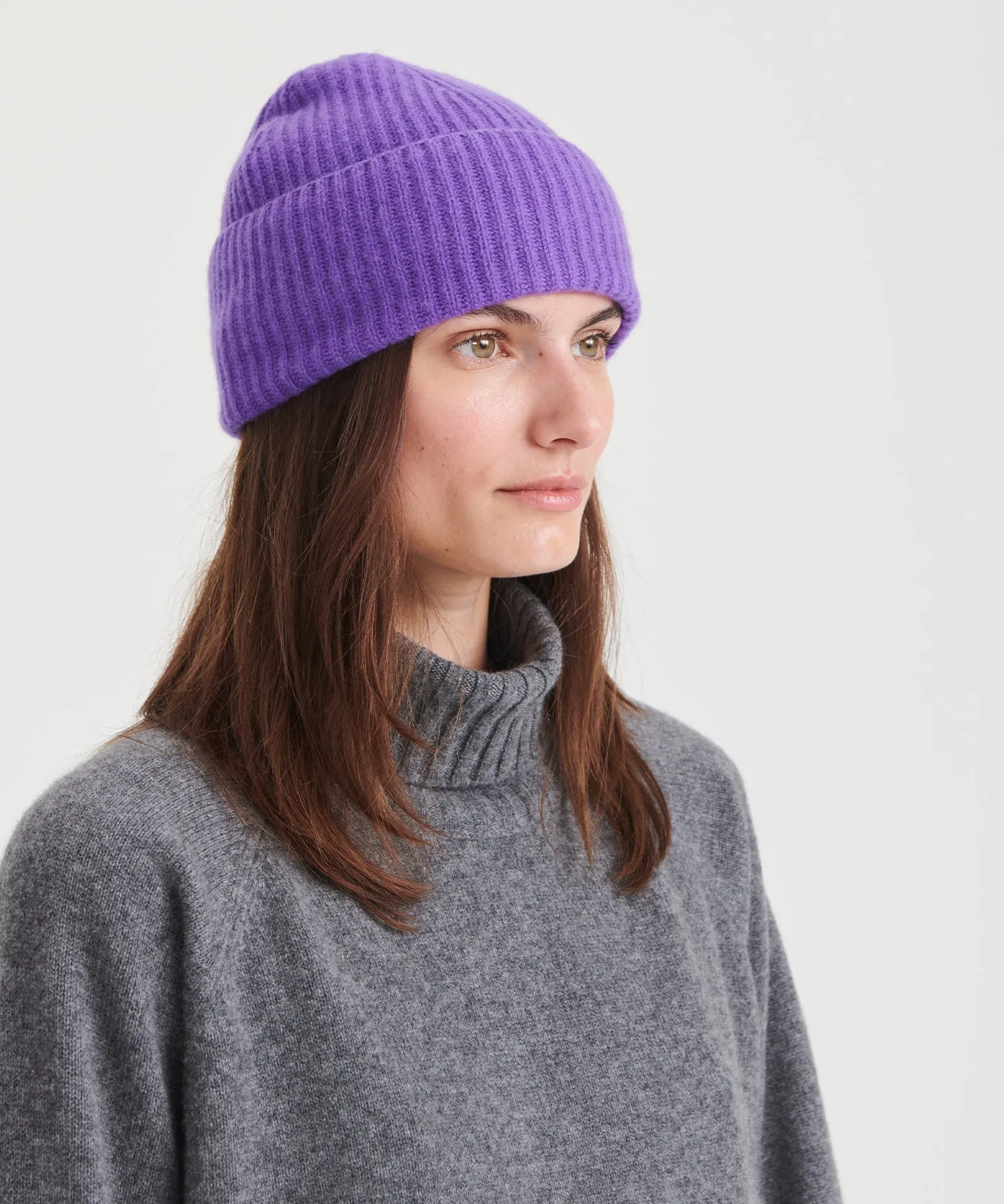 Signature Cashmere Ribbed Beanie